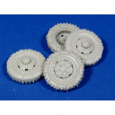 1/35 Road Wheels witch chains for M3 "Scout Car"